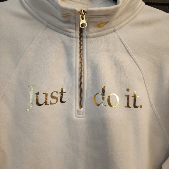 Nike Sportswear Shine 1/2-Zip Fleece Top - Picture 7 of 16